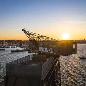 https://the-krane.copenhagenhotelselect.com