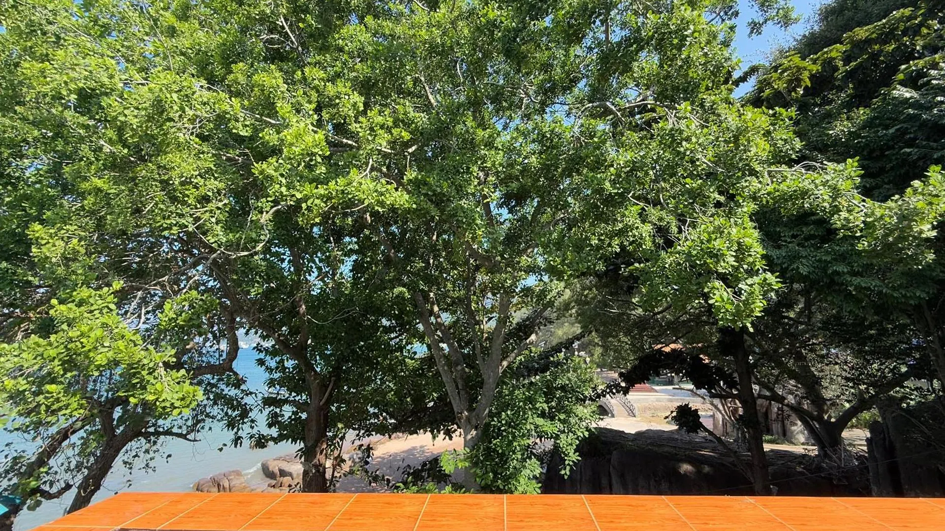 **  Ocean View Resort Koh Tao Thailand